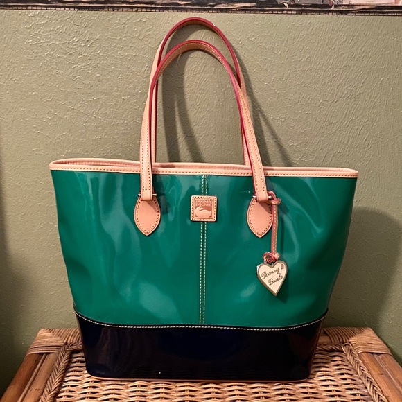 Shoulder Tote - Picture 2 of 7